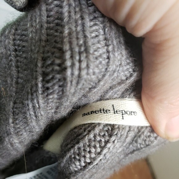 Nanette Lepore Women's Rabbit Cashmere Lambswool Pullover Poncho OS - Picture 10 of 12